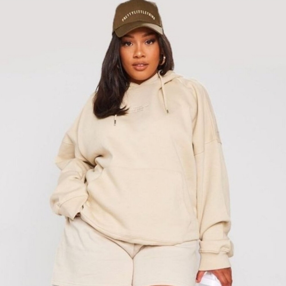 PrettyLittleThing NWT Sand Embroidered Slogan Oversized Hoodie Size XL Positive